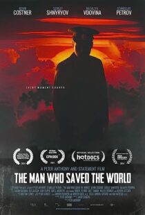 دانلود فیلم The Man Who Saved the World 2014369131-400712026