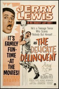 دانلود فیلم The Delicate Delinquent 1957422627-556876153